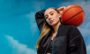 paige bueckers height